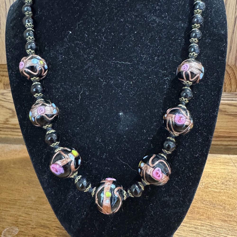 Vintage Venetian Moreno Wedding Cake Glass Bead Necklace